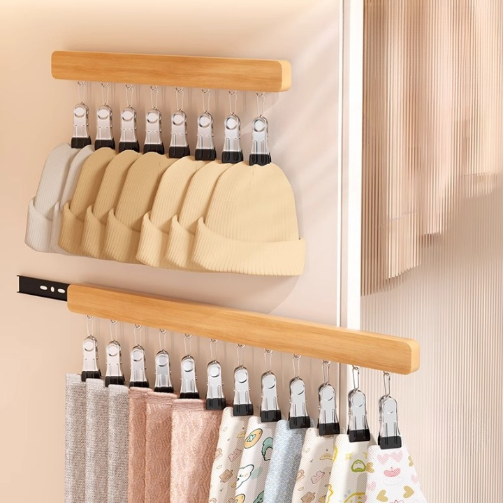 Retractable Hanger (8 Clips)